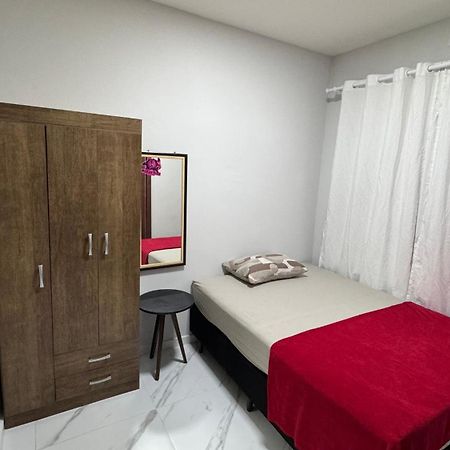 Appartamento Kitnet Localizado 6 Min Shopping Tubarão Esterno foto